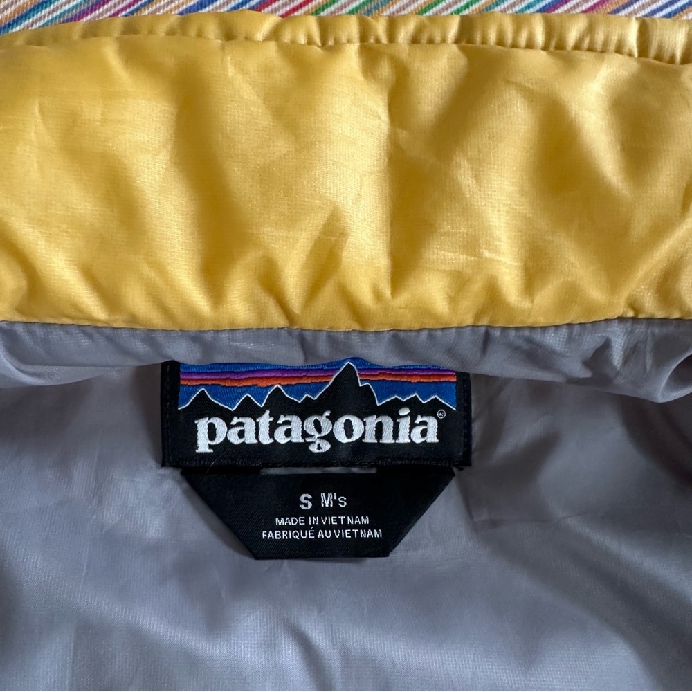Men's Patagonia Nano Puff® Jacket • yellow / gold • small • puffer • hiking - Picture 6 of 12